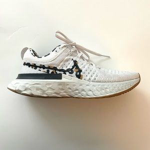 NIKE - React Infinity Flyknit Runners - white with cheetah swoosh and inside